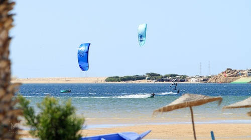 Kitesurfing